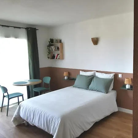 203, Esprit Zen Sur Le Port De Plaisance